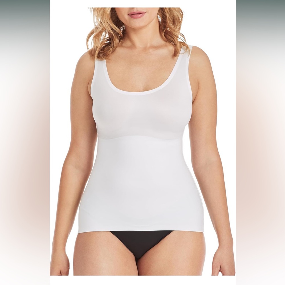 Maidenform Women's Comfort Devotion Shapewear Tank Top, Firm Control Smoothing